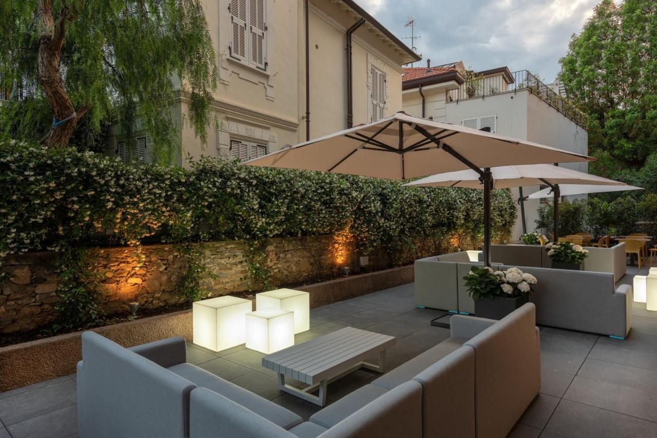 Hotel Riva Alassio Exterior photo